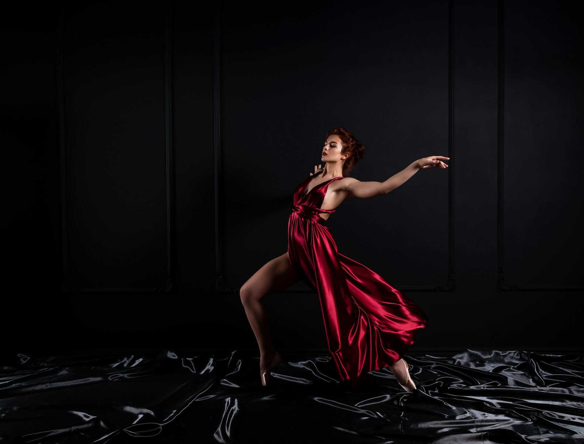 Scopri di più sull'articolo Grace in Every Frame: Aneesa\’s Exquisite Fashion Photography Chronicles the Essence of Elegance and Style